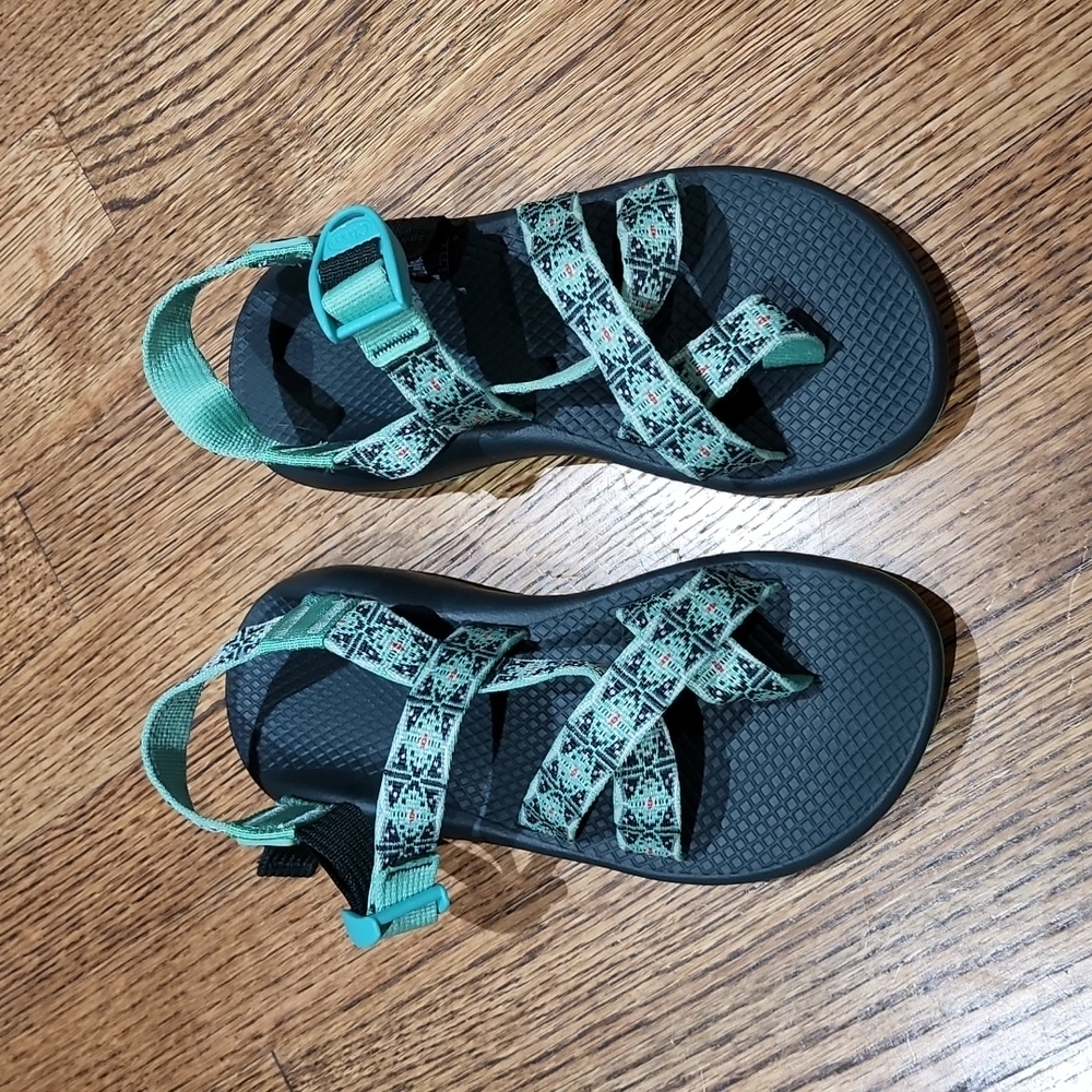 Chaco Z/2 size 6 VEUC